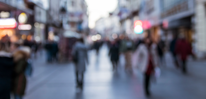 Imagem de blurry-street-scene-